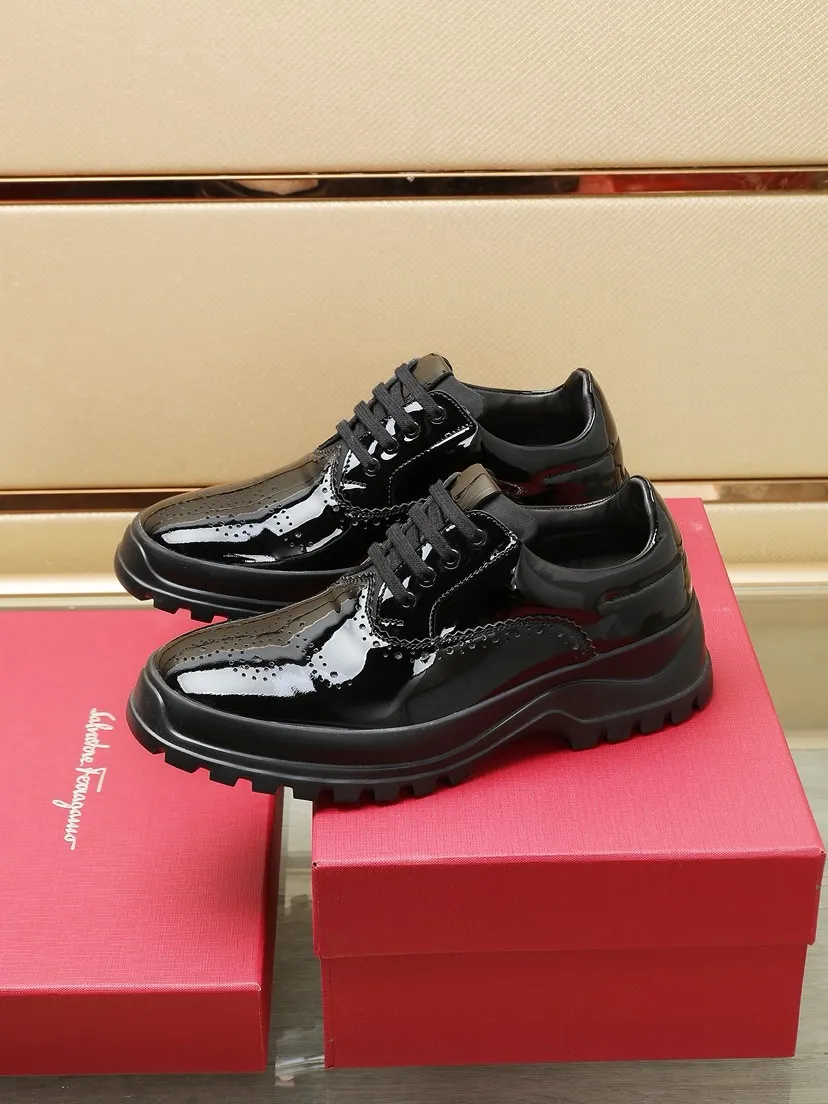 Factory P680💰🔥《Ferragamo》👏Latest•High-end top brand luxury~purchasing agent, top~quality. New fashionable business men's shoes 🔜The uppers are made of original first-layer open-edge beaded cowhide➕cowhide·lining, with fine workmanship. The original stylish and soft combination wear-resistant and non-slip outsole is light and comfortable on the feet. The real thing looks better in real photos. Number of yards: 38--44 (45 and 46 can be customized)